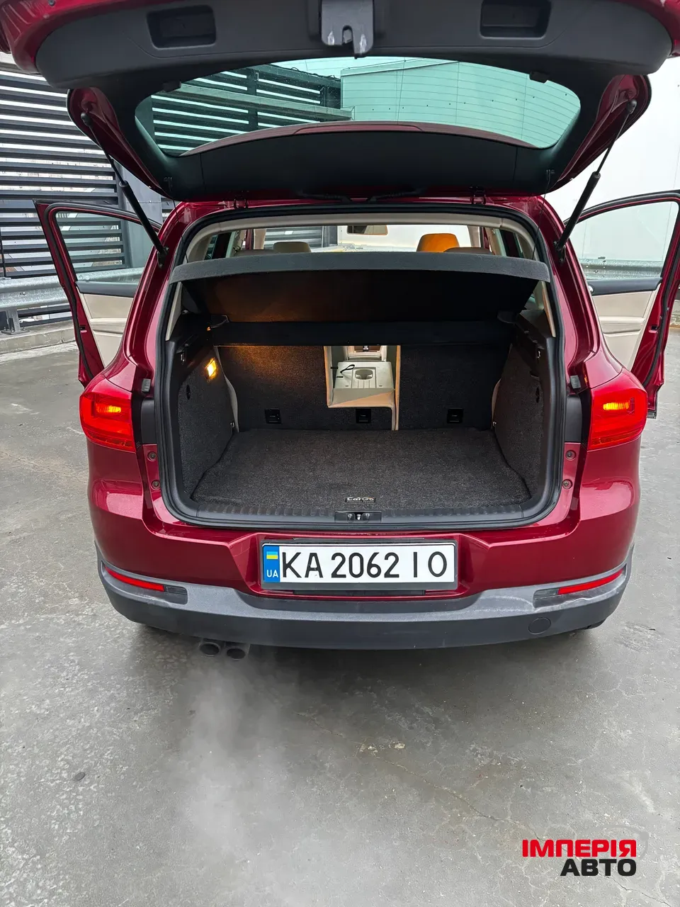 Volkswagen Tiguan - фото 12