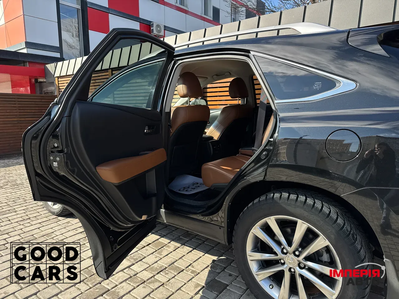 Lexus RX - фото 26