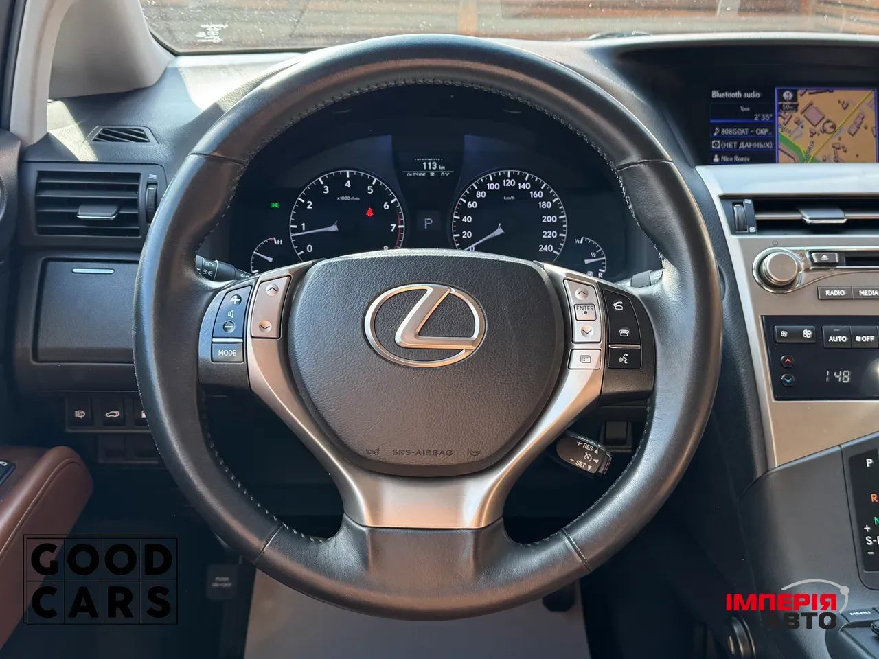 Lexus RX - фото 30