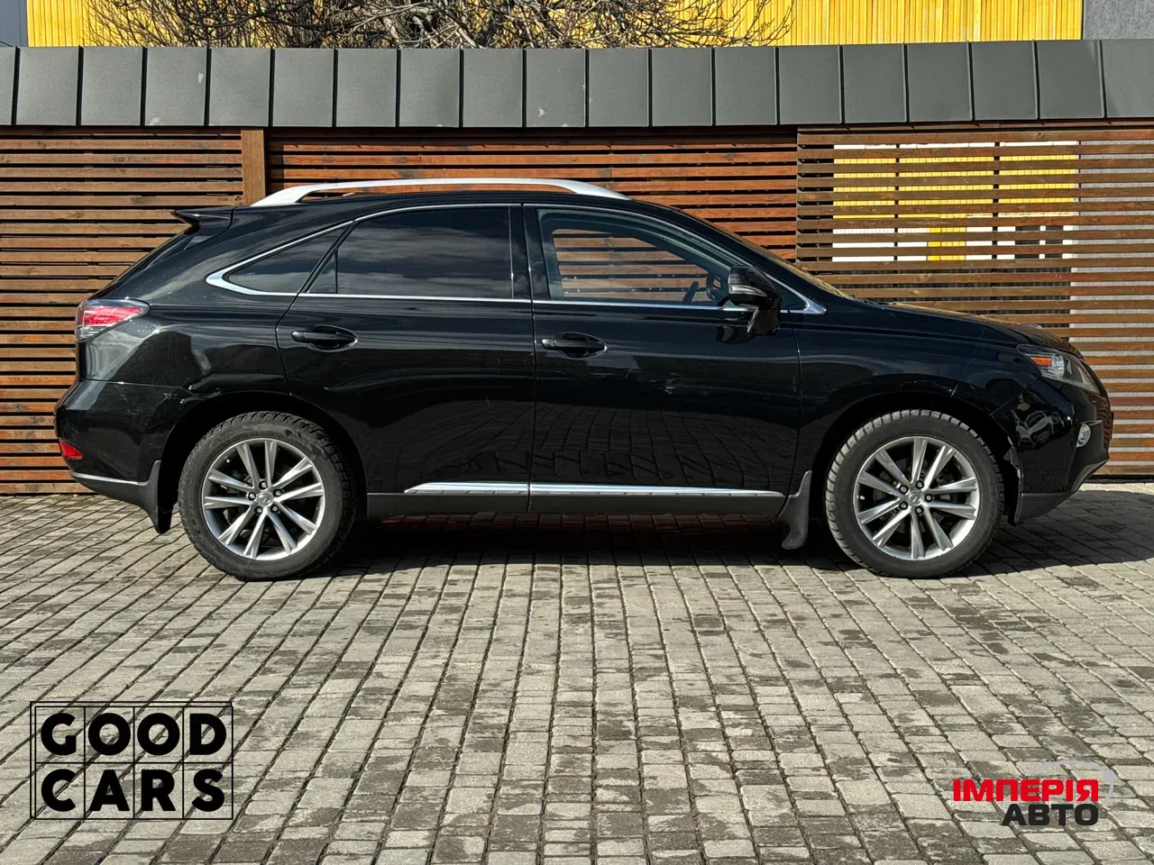 Lexus RX - фото 8