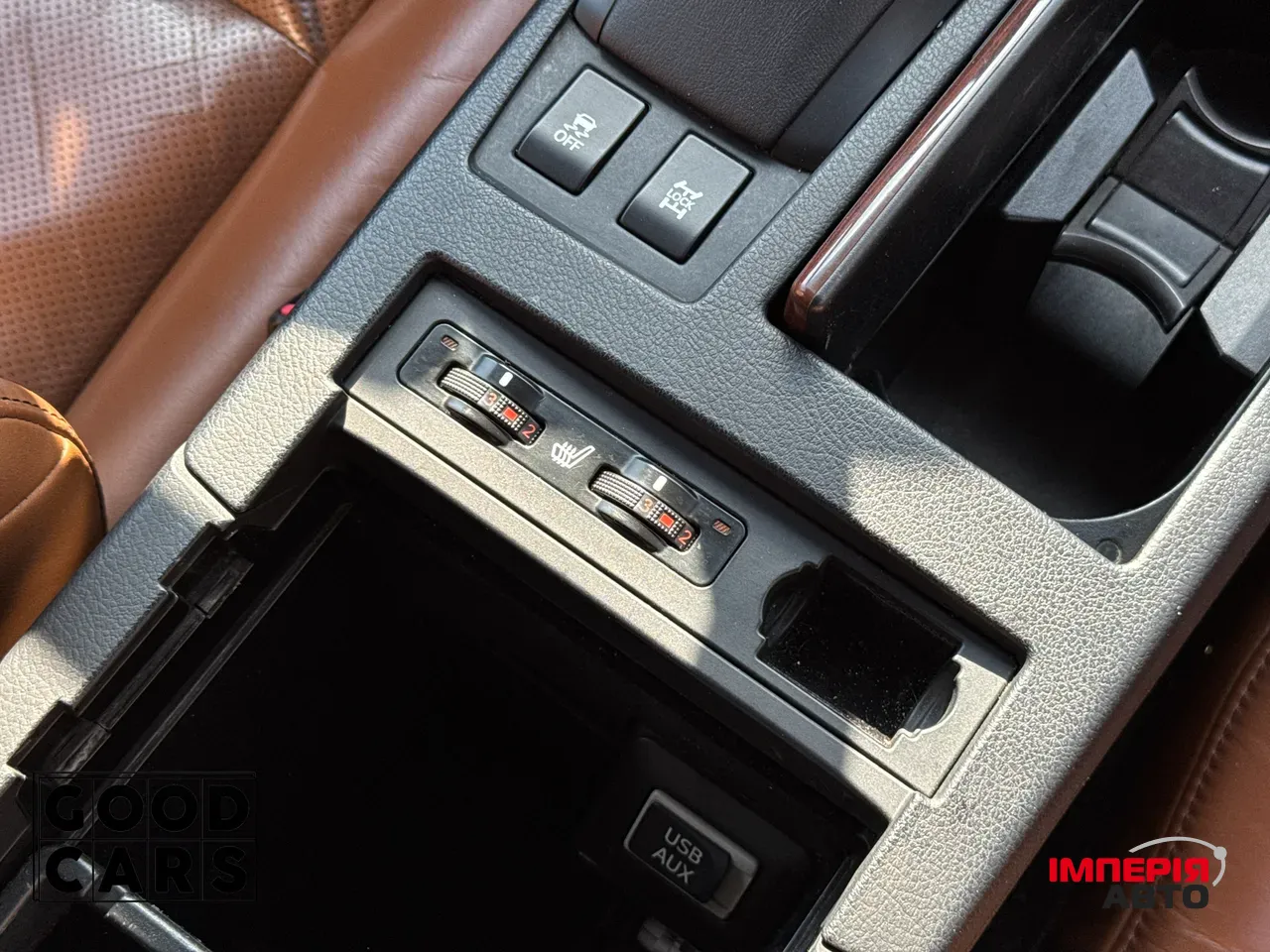 Lexus RX - фото 39