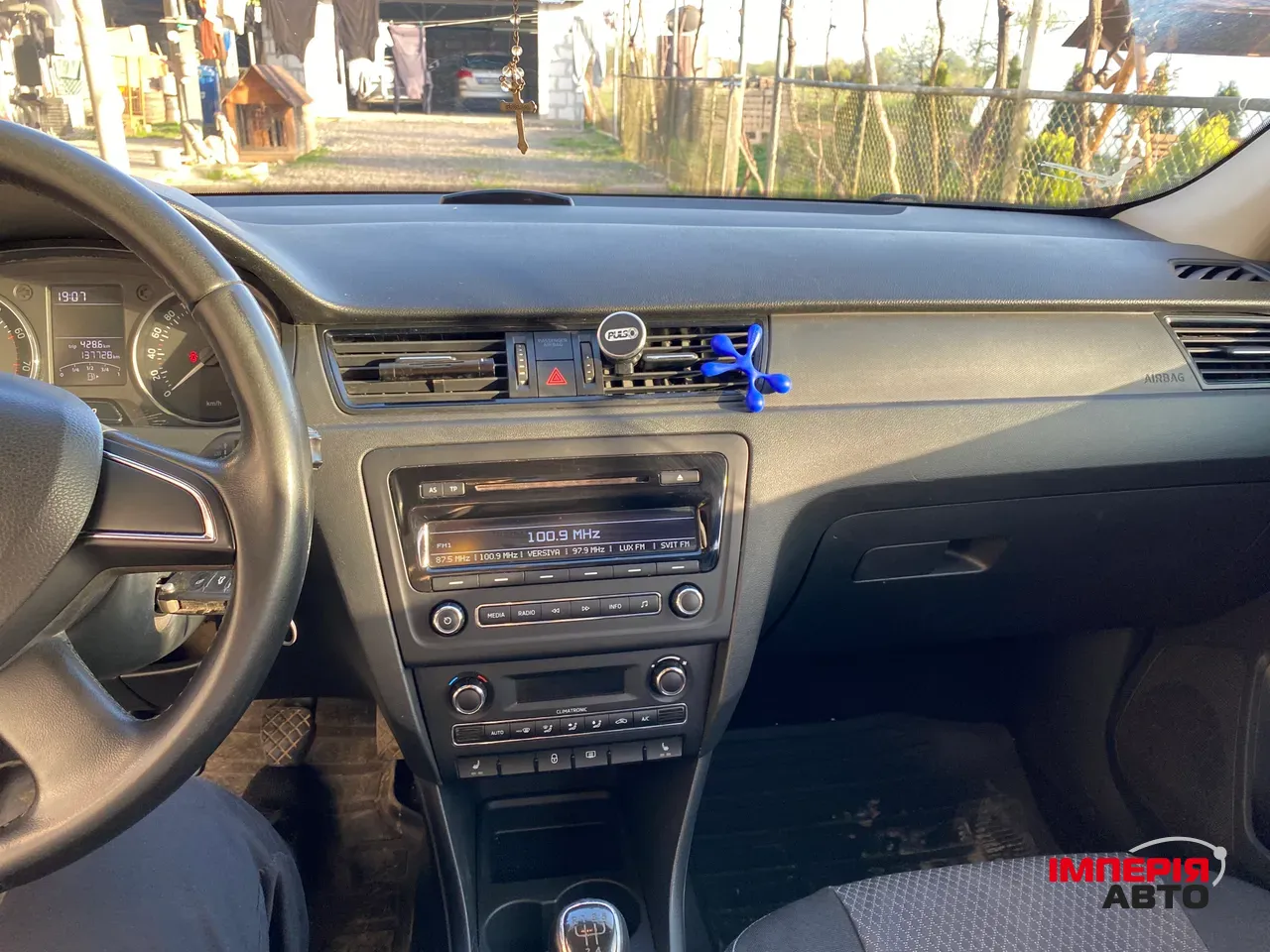 Skoda Rapid - фото 21