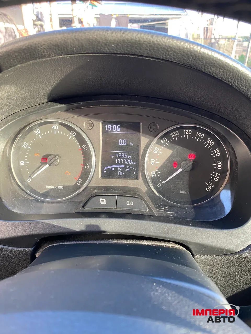 Skoda Rapid - фото 19