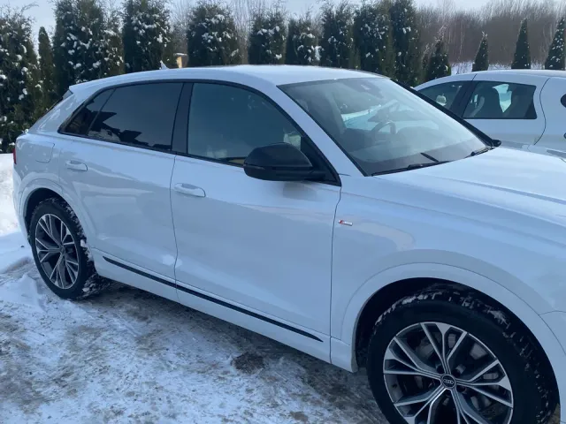Audi Q8 - фото 2