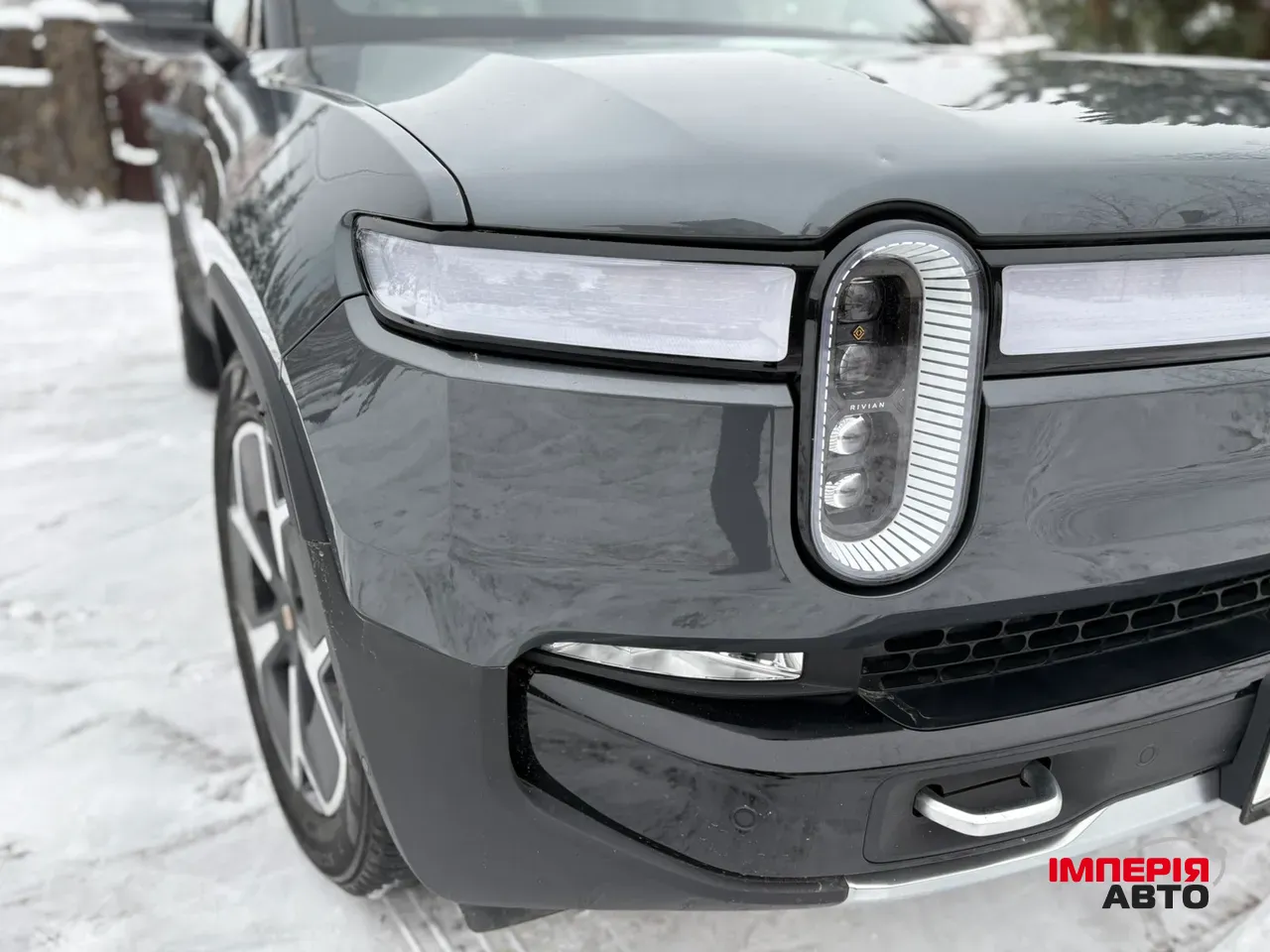 Rivian R1S - фото 15