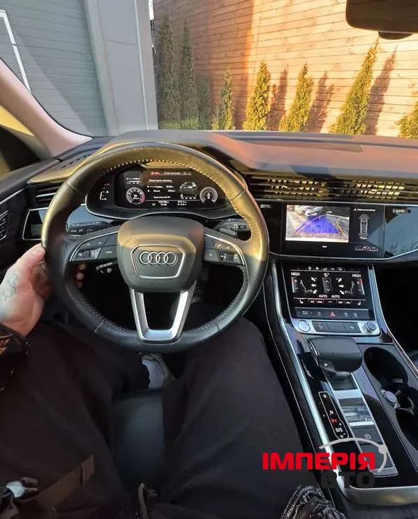 Audi Q8 - фото 10