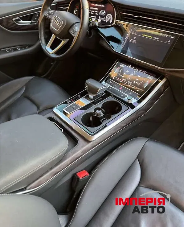 Audi Q8 - фото 13