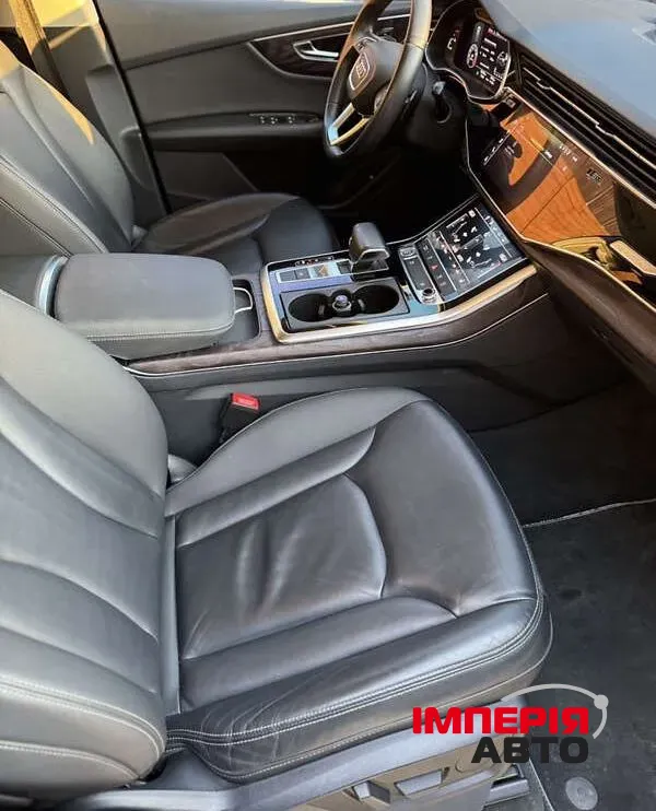 Audi Q8 - фото 15