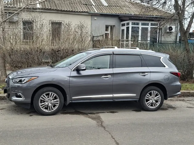 Infiniti QX60 - фото 3