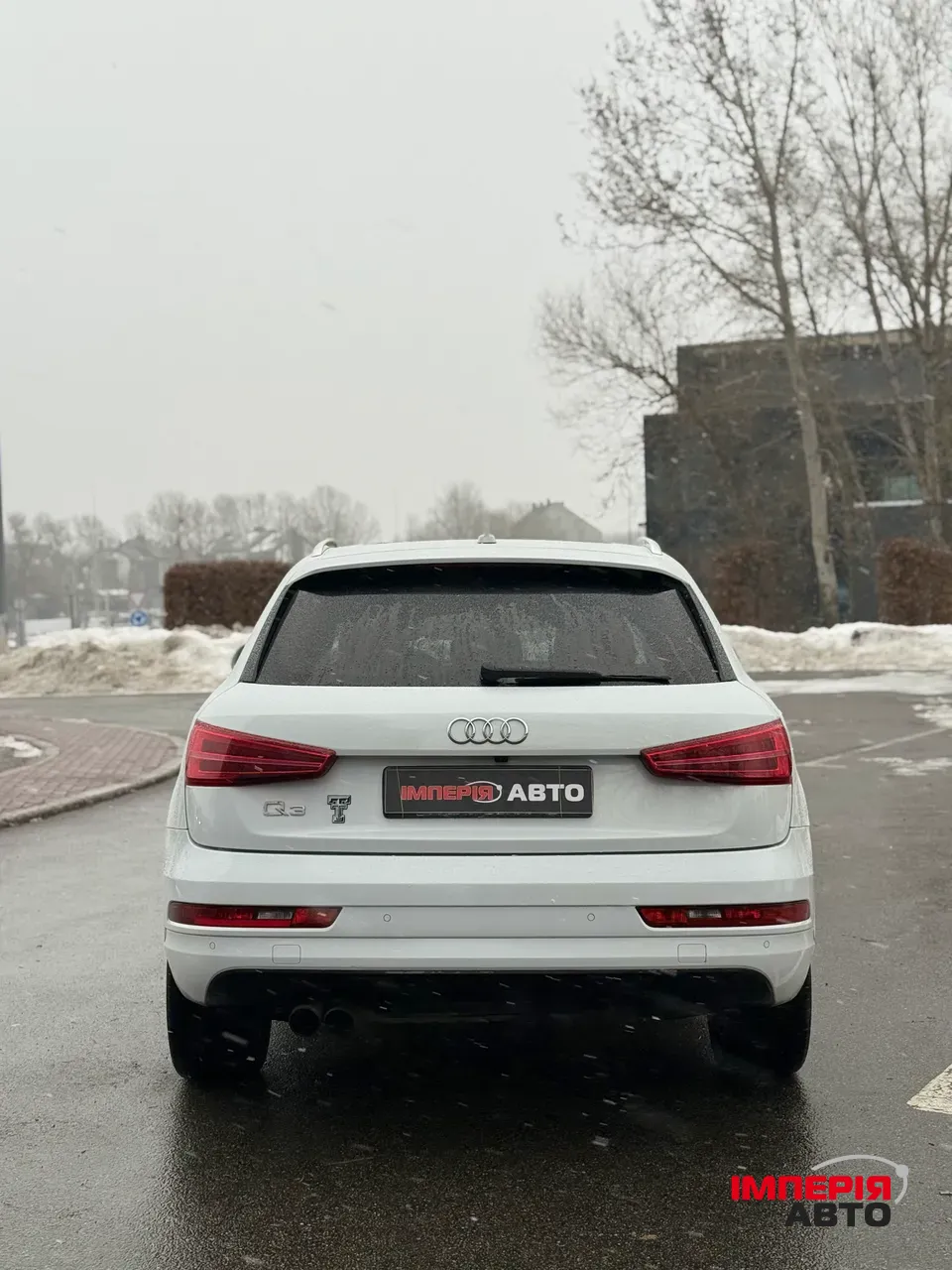 Audi Q3 - фото 8