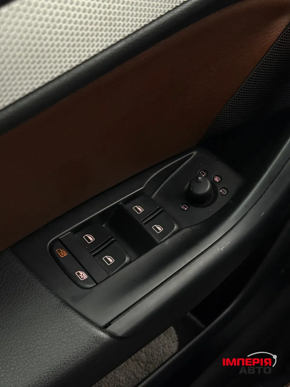 Audi Q3 - фото 18