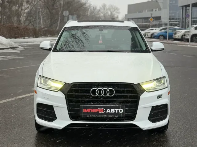 Audi Q3 - фото 1