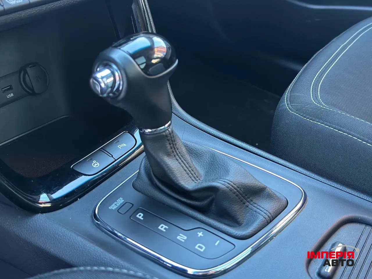 Kia Ceed - фото 8