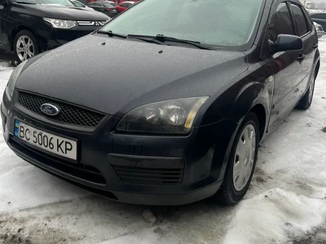 Ford Focus - фото 2