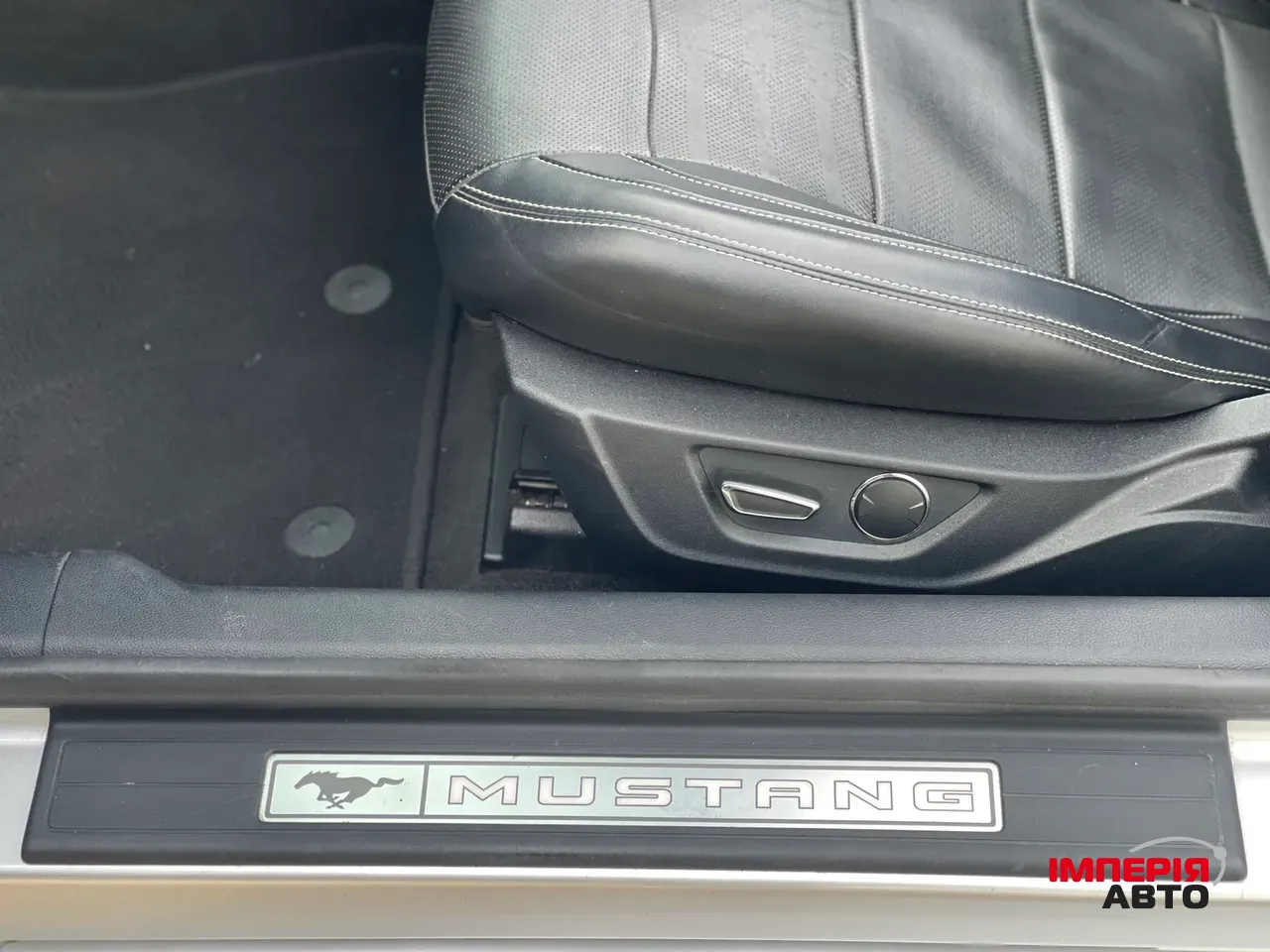 Ford Mustang - фото 29