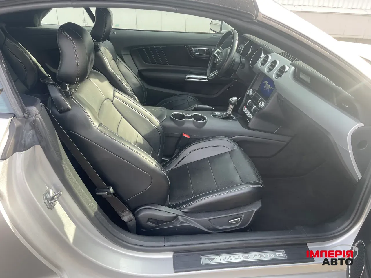 Ford Mustang - фото 32