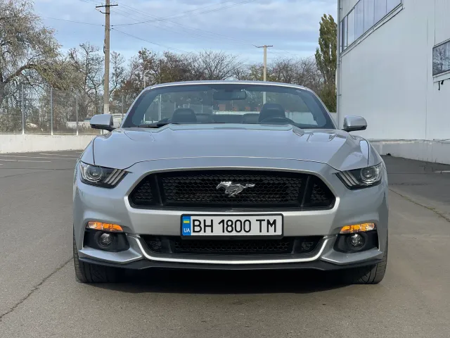 Ford Mustang - фото 2