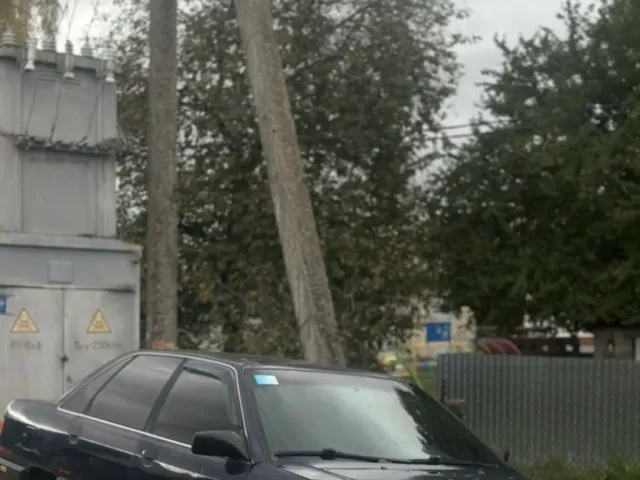 Audi 100 - фото 2