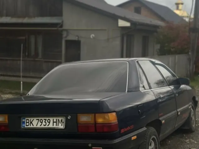 Audi 100 - фото 3