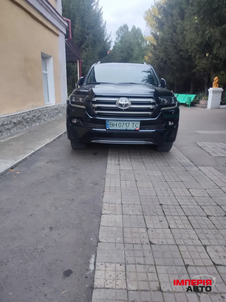 Toyota Land Cruiser Prado - фото 2