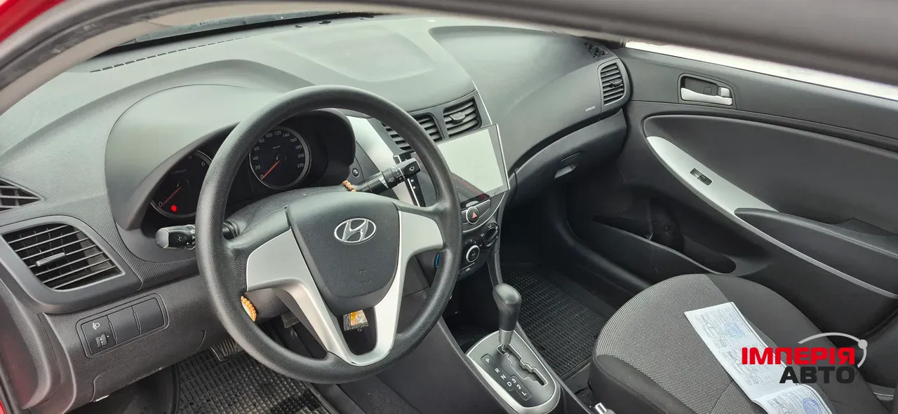 Hyundai Accent - фото 13