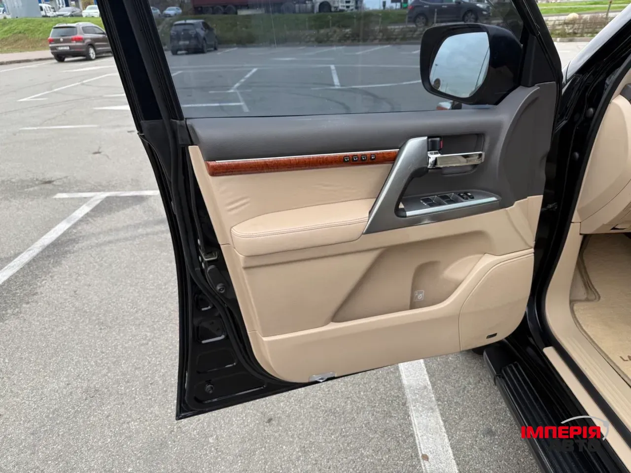 Toyota Land Cruiser - фото 7