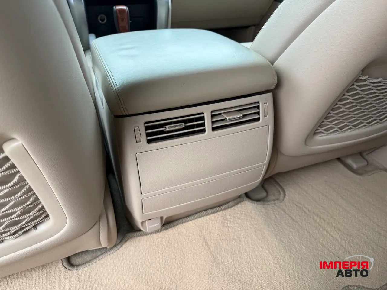 Toyota Land Cruiser - фото 5