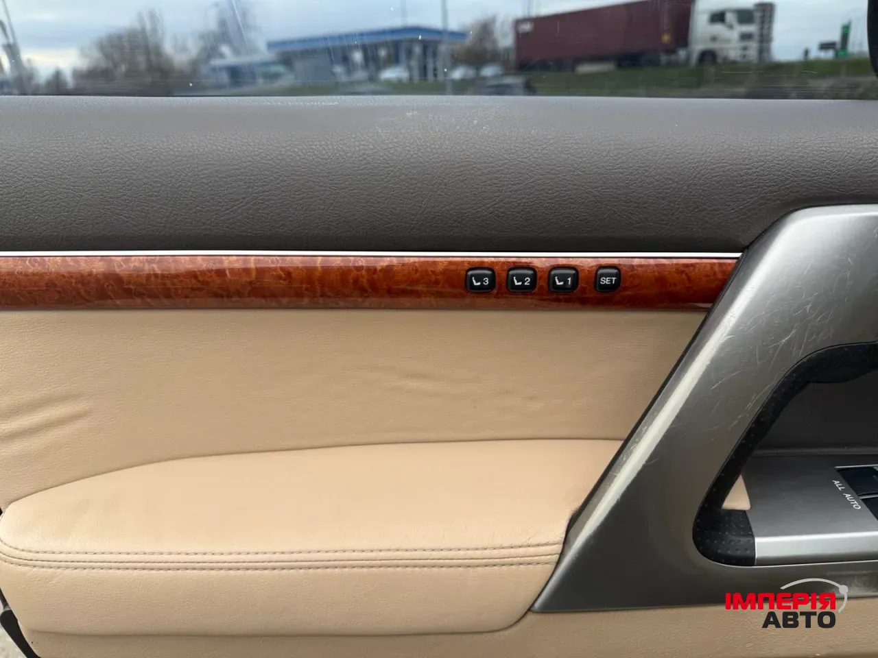 Toyota Land Cruiser - фото 15