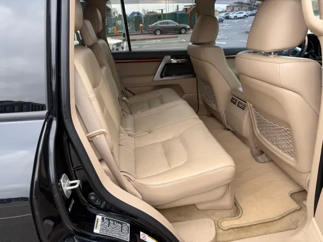 Toyota Land Cruiser - фото 4