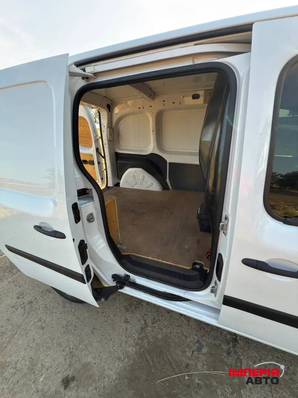 Renault Kangoo - фото 12