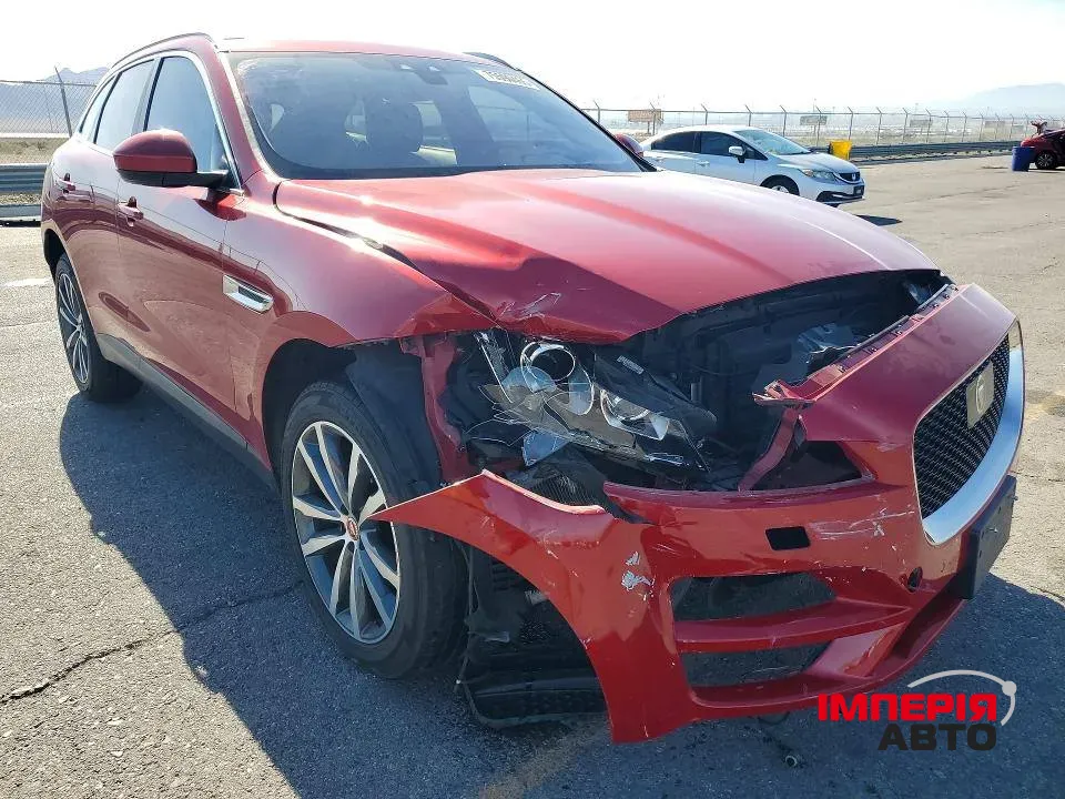 Jaguar F-Pace - фото 4