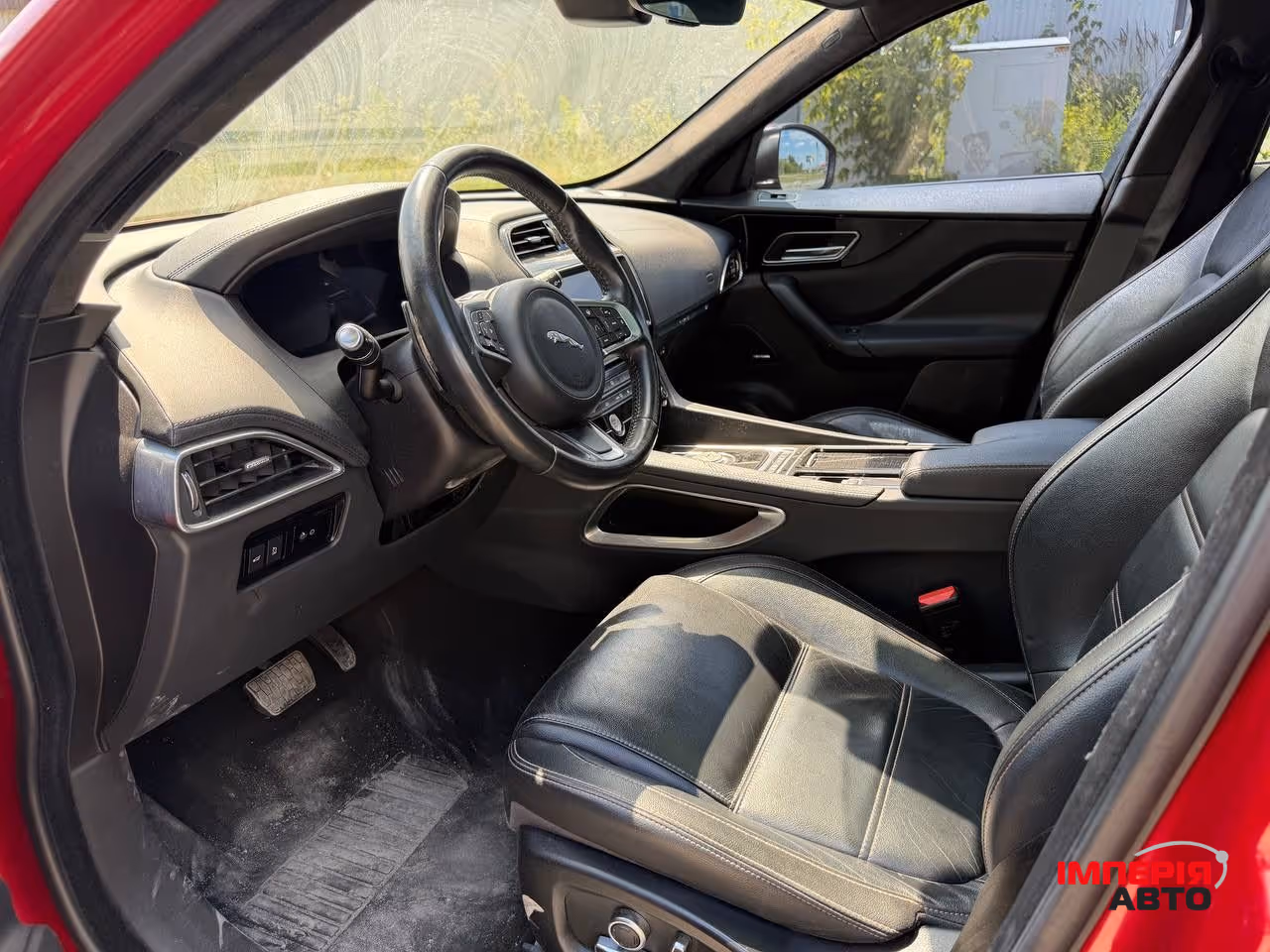 Jaguar F-Pace - фото 8
