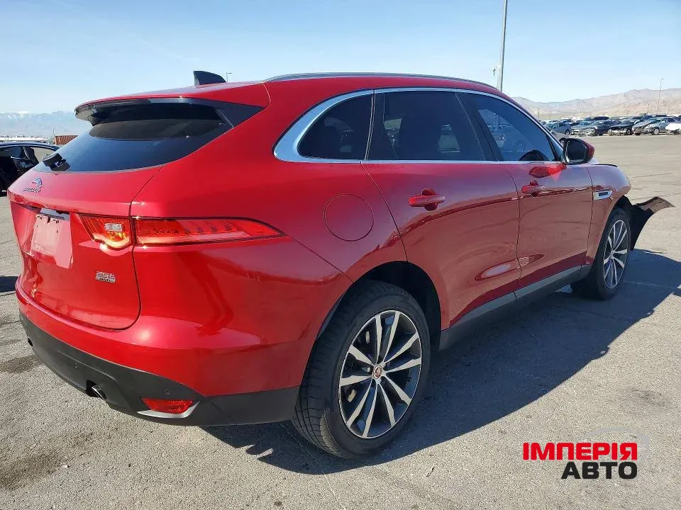 Jaguar F-Pace - фото 3