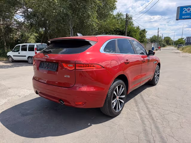 Jaguar F-Pace - зображення 3