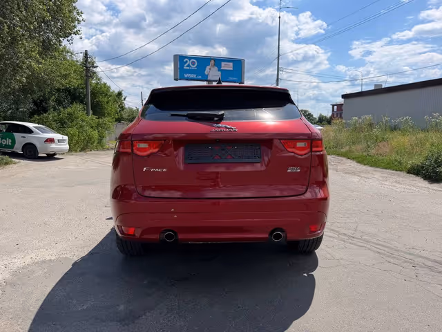 Jaguar F-Pace - зображення 4