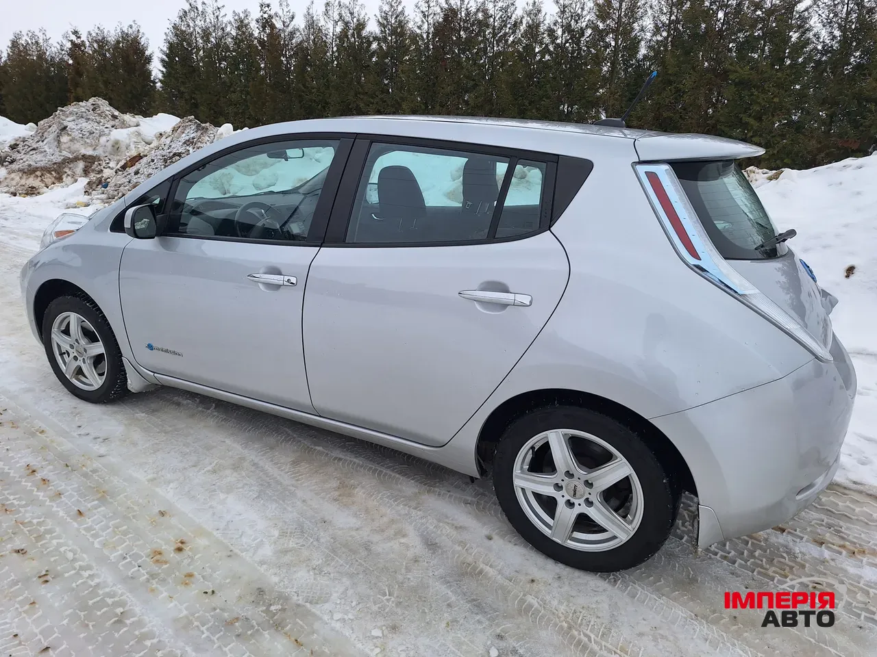 Nissan Leaf - фото 15