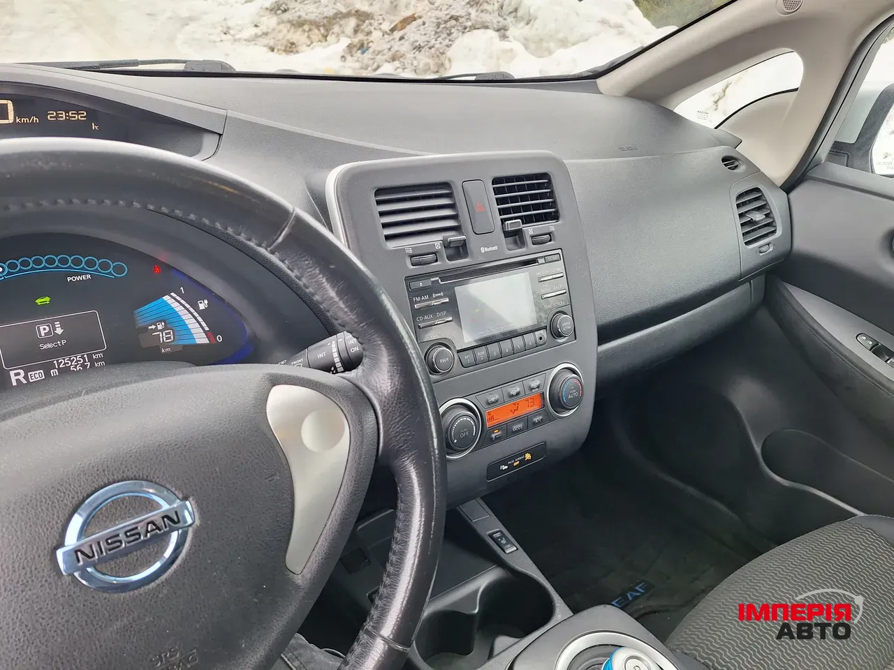 Nissan Leaf - фото 7