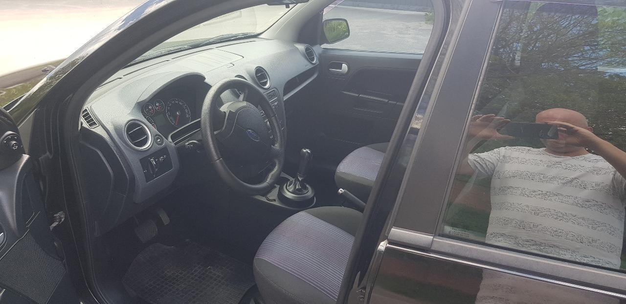 Ford Fusion - фото 3