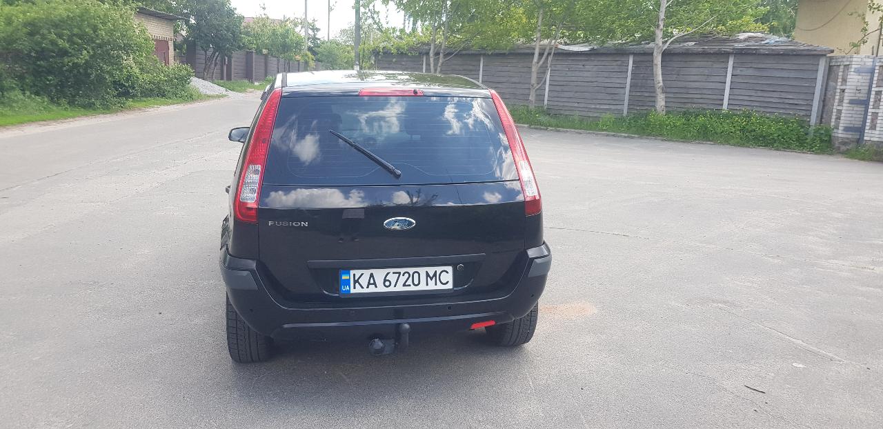 Ford Fusion - фото 6