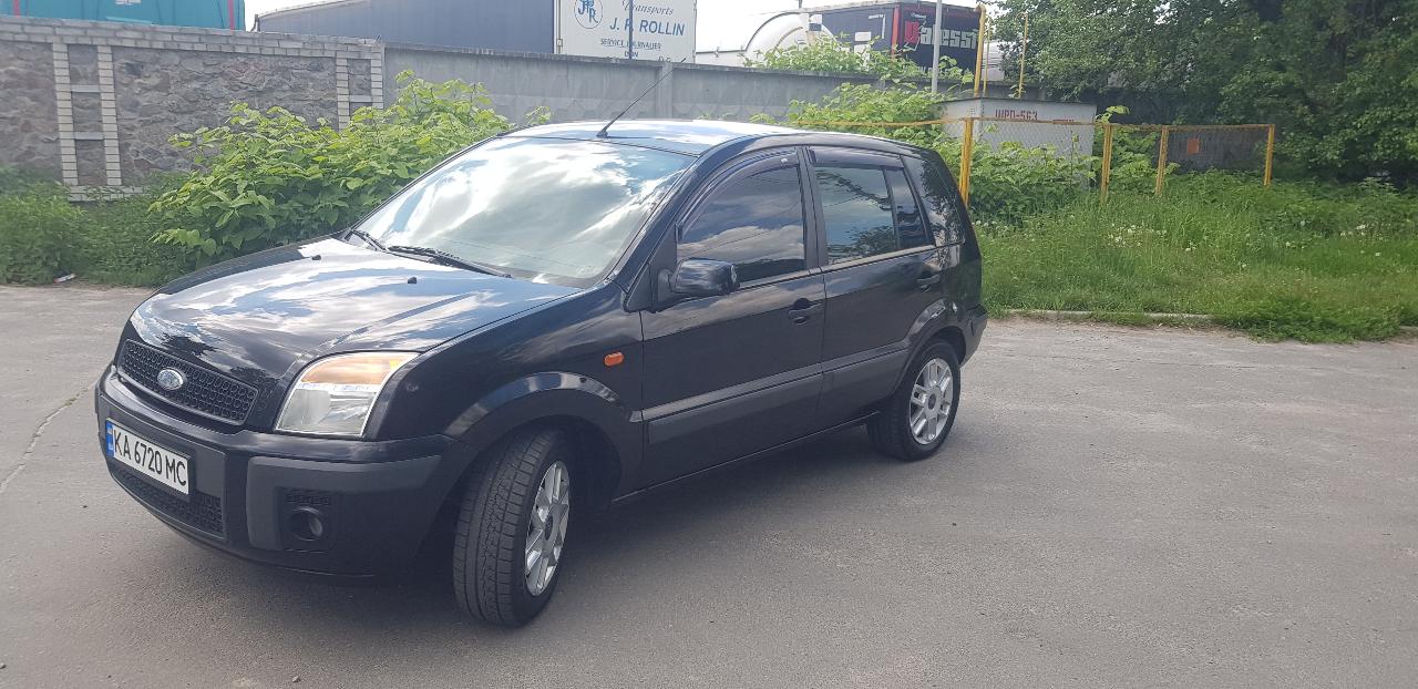 Ford Fusion - фото 2