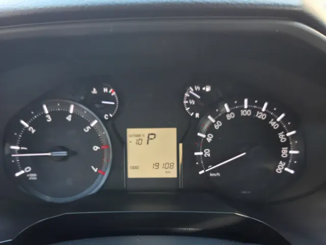 Toyota Land Cruiser Prado - фото 4