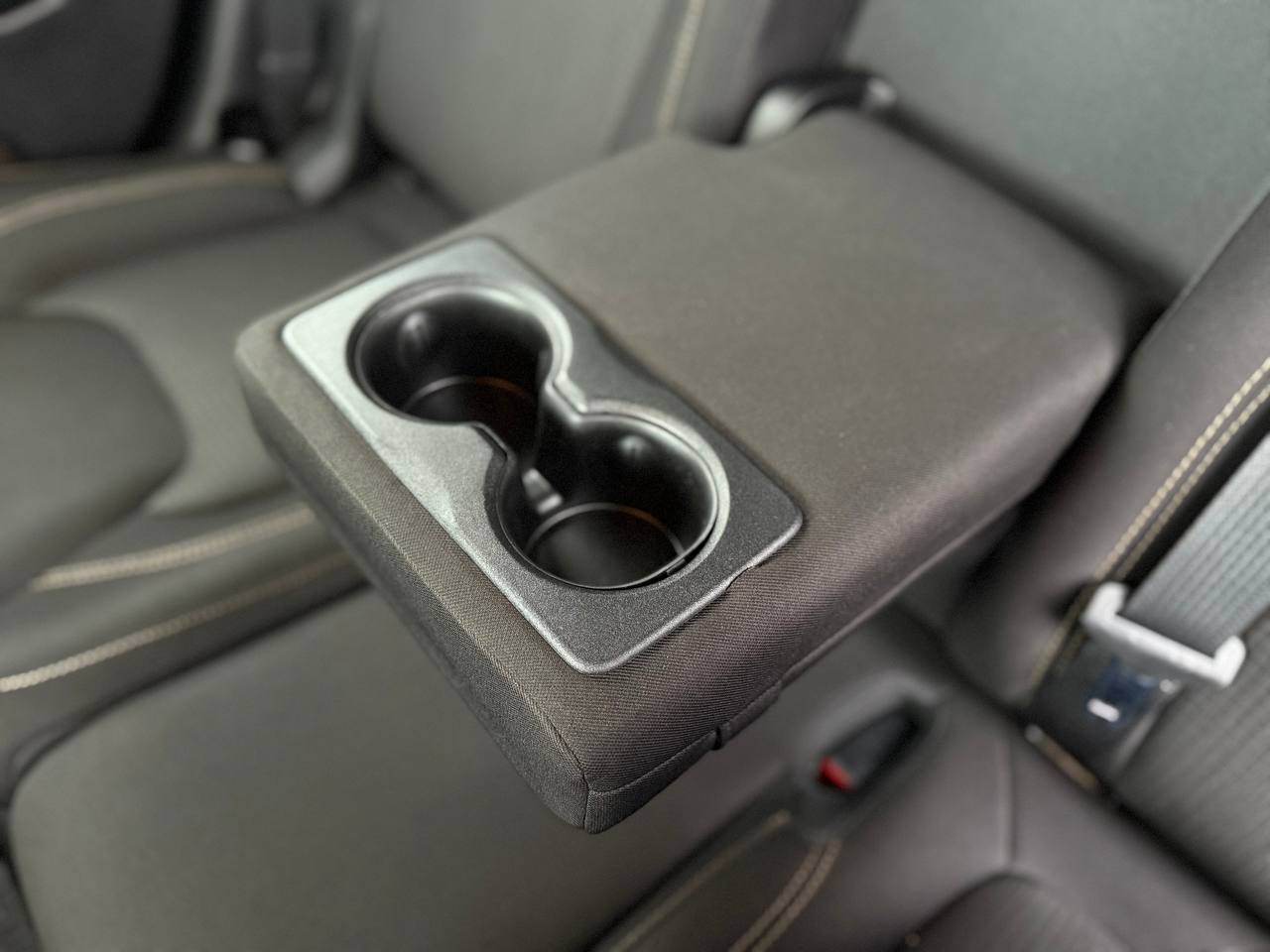 Jeep Cherokee - фото 1