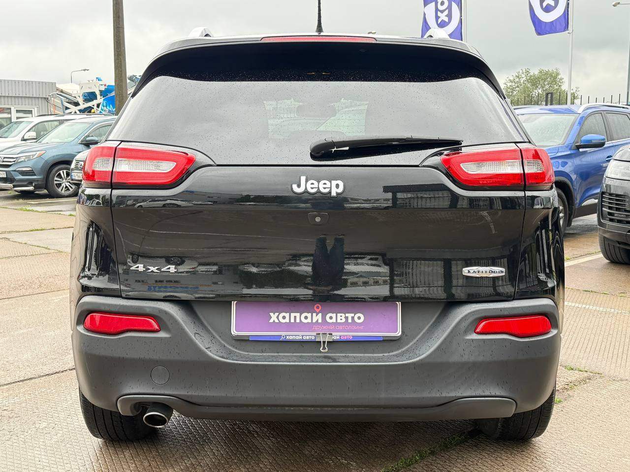 Jeep Cherokee - фото 18