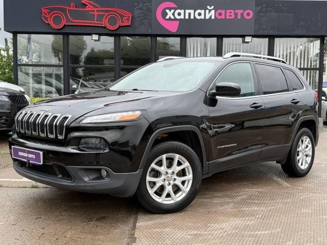 Jeep Cherokee - фото 1
