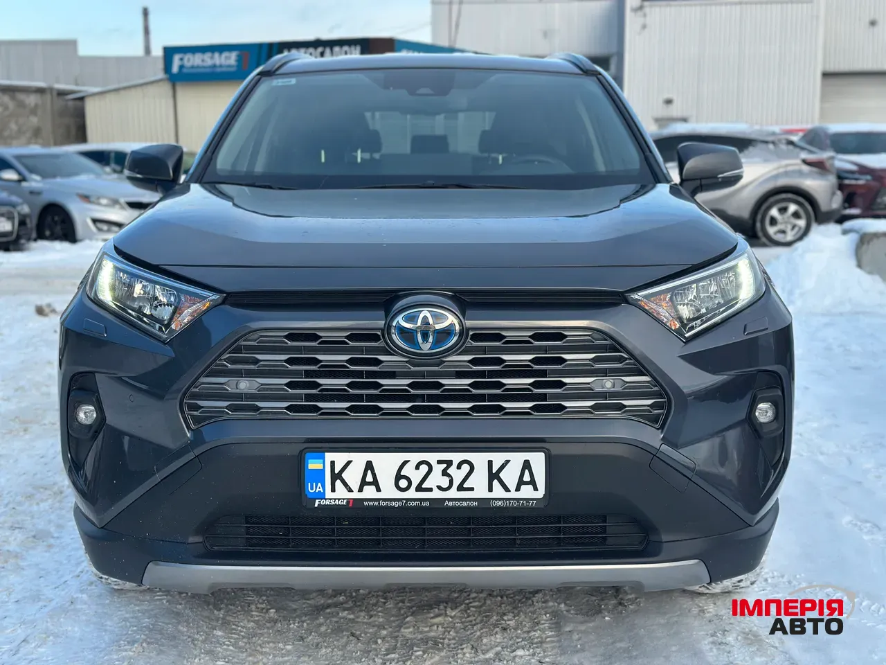 Toyota RAV4 - фото 2