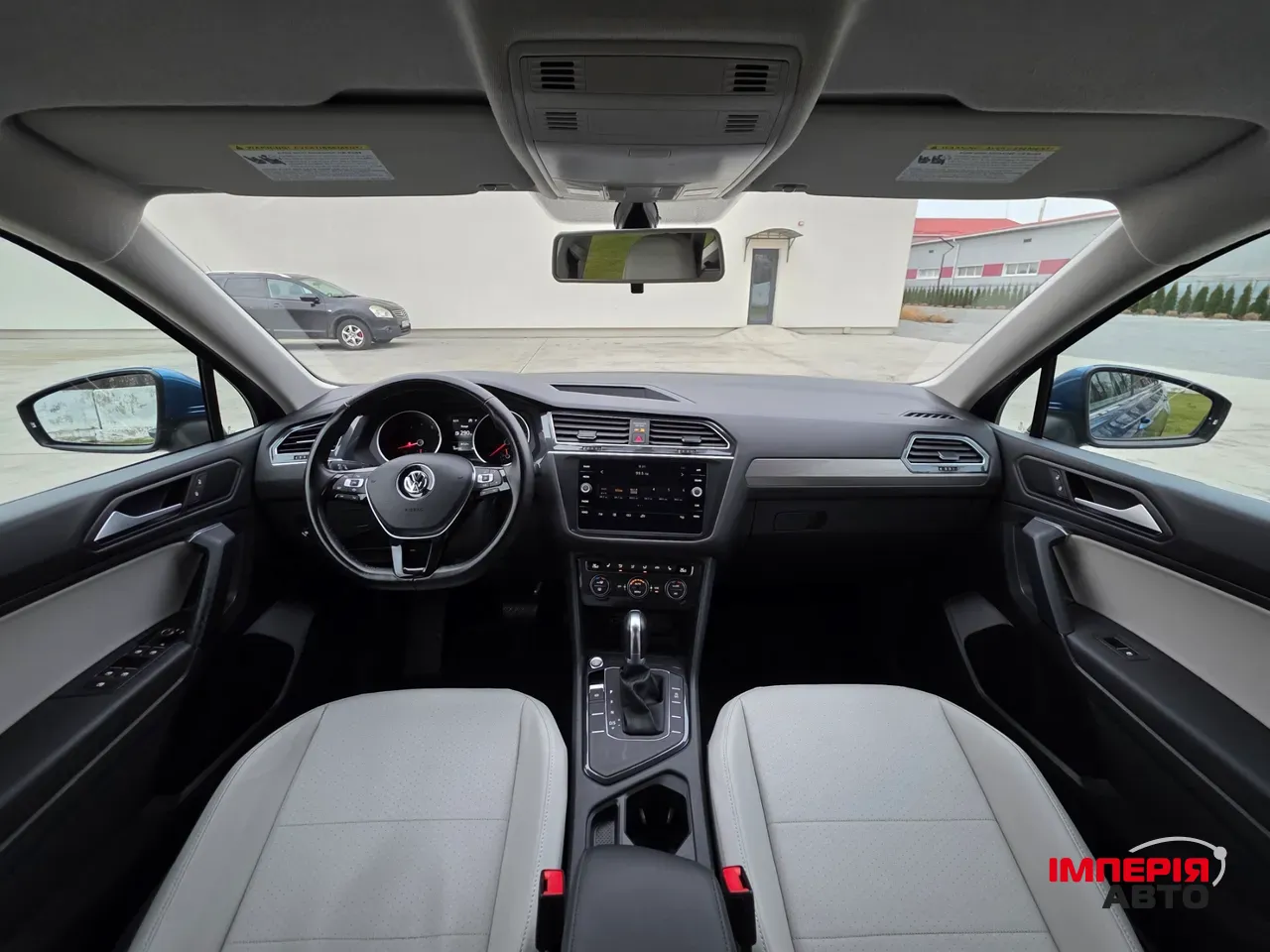 Volkswagen Tiguan - фото 9