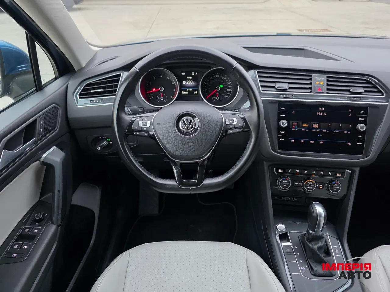 Volkswagen Tiguan - фото 10