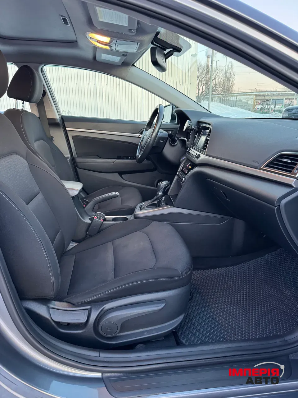 Hyundai Elantra - фото 13