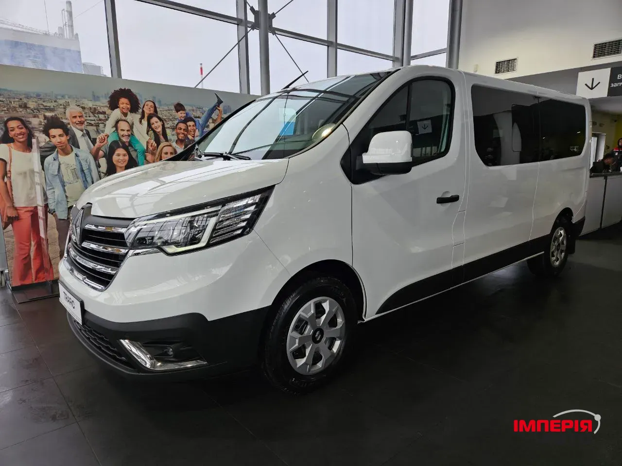 Renault Trafic - фото 3