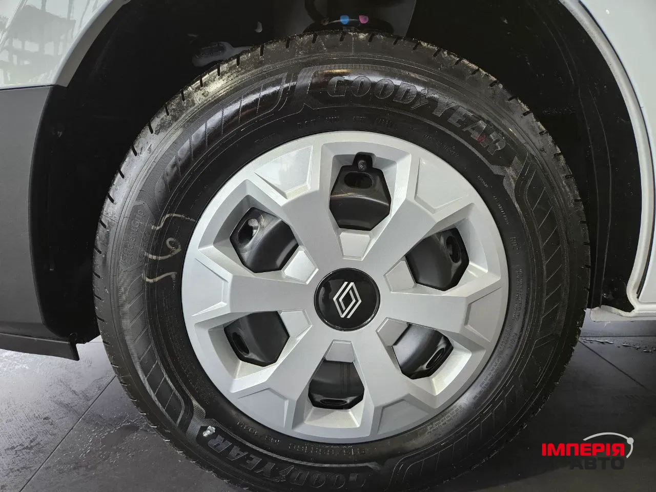 Renault Trafic - фото 39